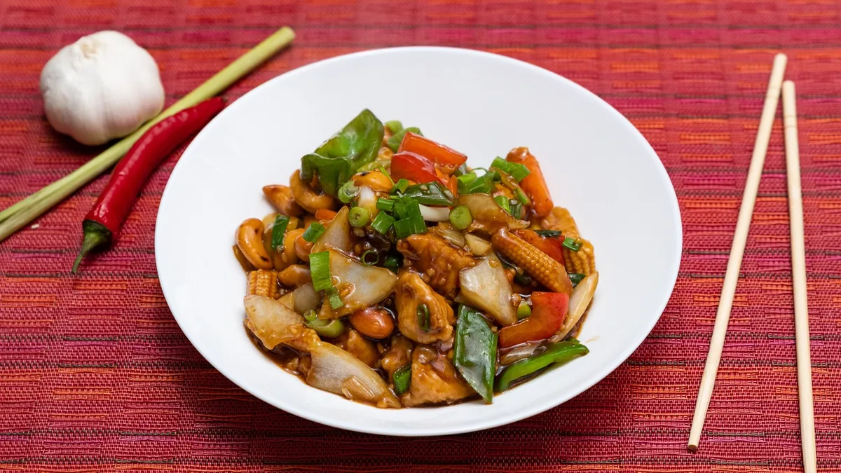 74. King Po Chicken With Cashew Nuts🌶️