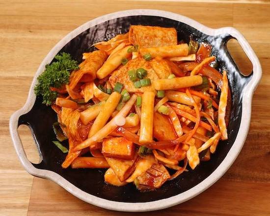 Spicy Seafood Rice Cake (해물떡볶이)