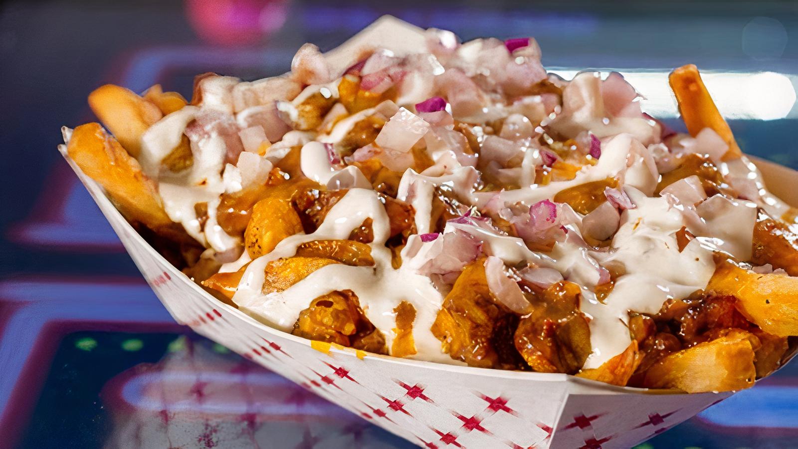 CHILI CHEESE FRIES