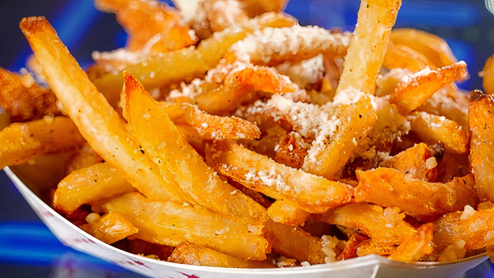 GARLIC PARM TRUFFLE FRIES