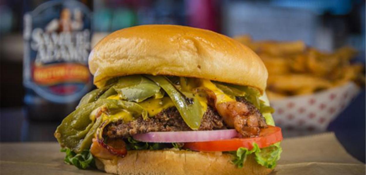 GRILLED JALAPEÑO BACON CHEESER