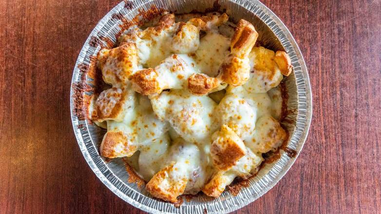 5 Garlic Knots with Cheese