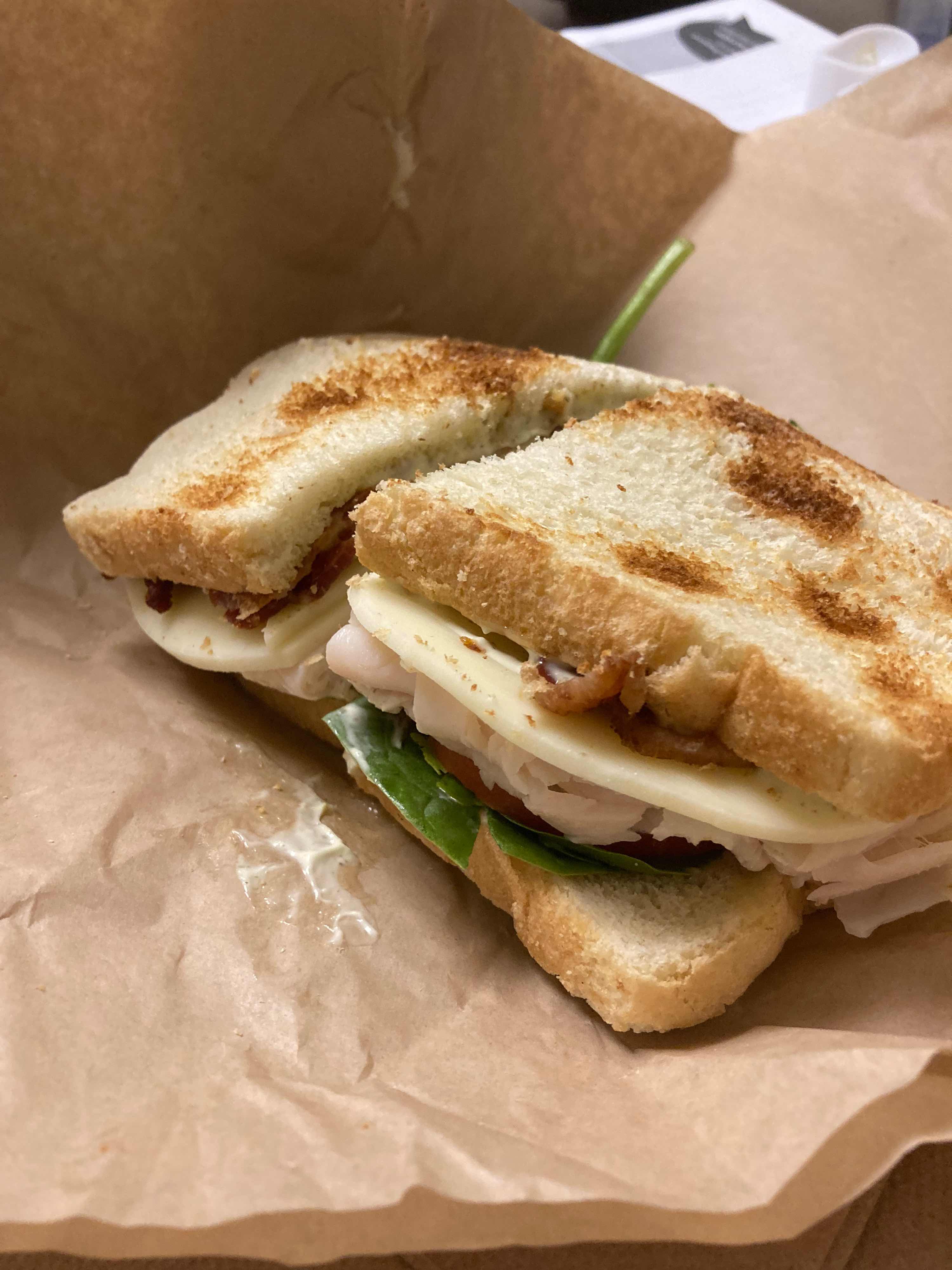 Pesto Turkey Club