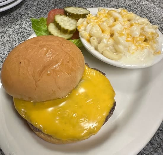 Kids Cheeseburger