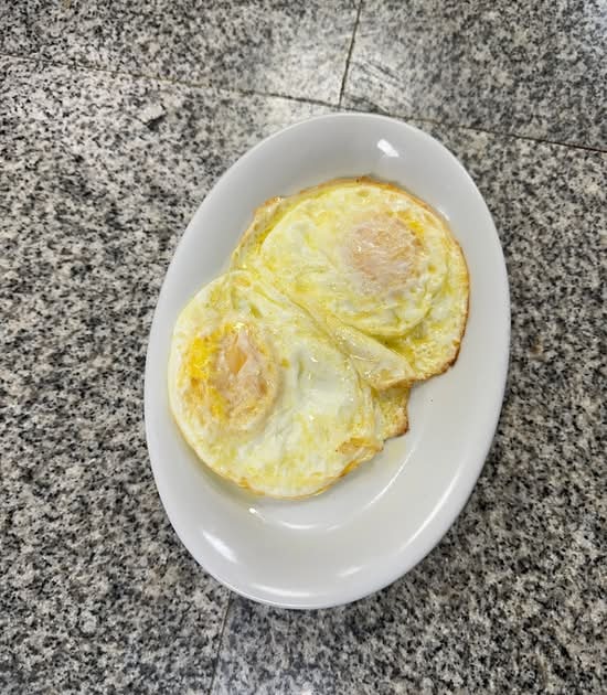 Side 2 Eggs