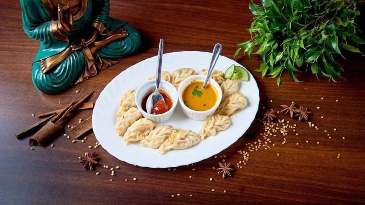 Vegetable momo