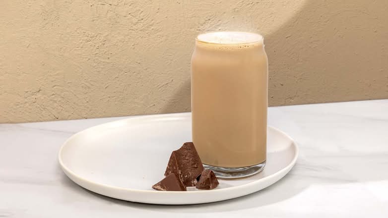 Chocolate Mac Nut Breve