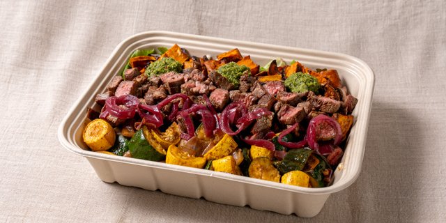 Steak and Summer Squash Tray