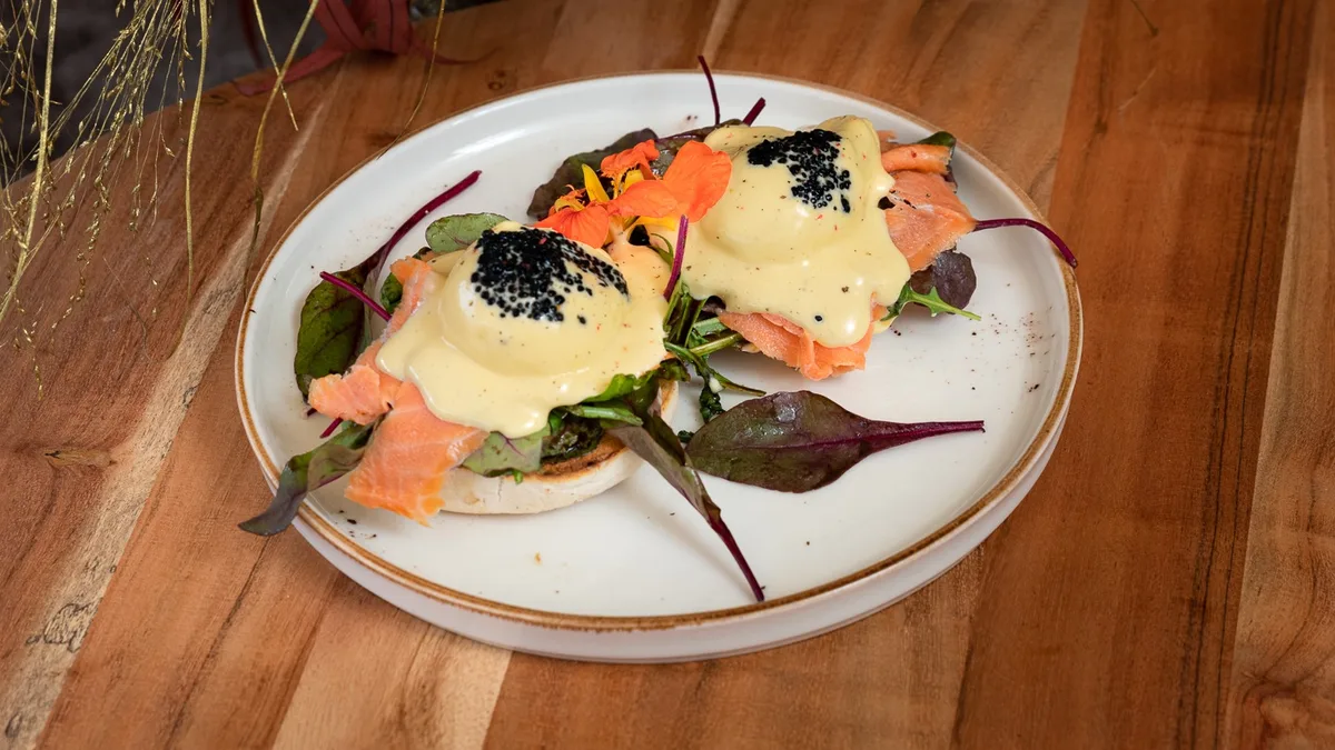 Eggs Benedict with Smoked Salmon