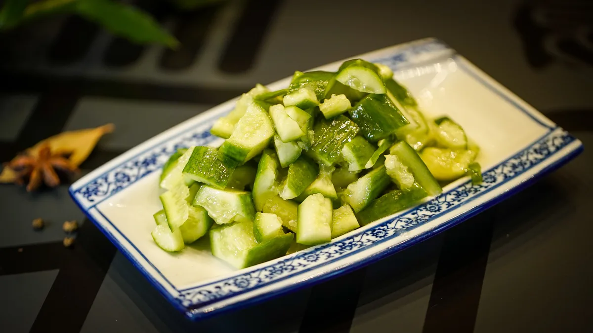 Chinesischer Gurkensalat