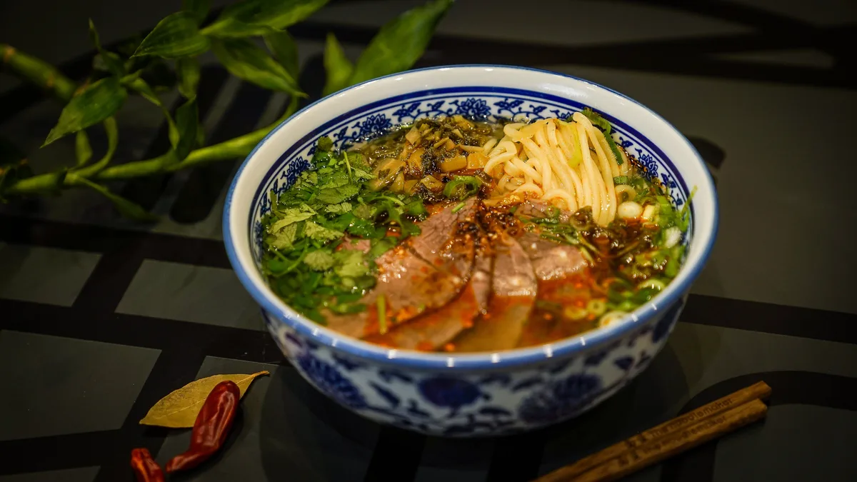Sauerkohl Lamian