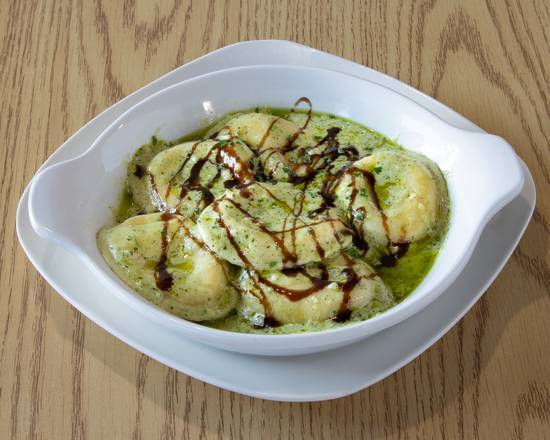 Creamy Pesto Ravioli