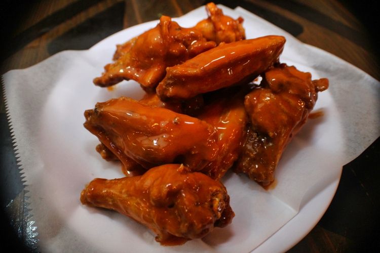 (6 ) Traditional Wings
