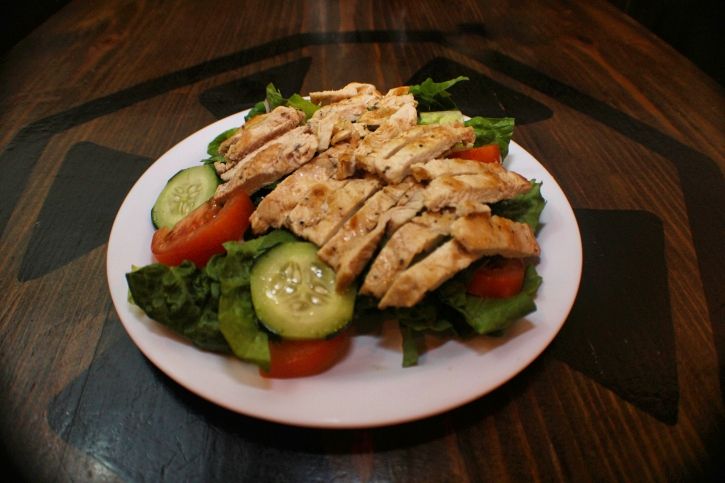 Grilled Chicken Garden Salad