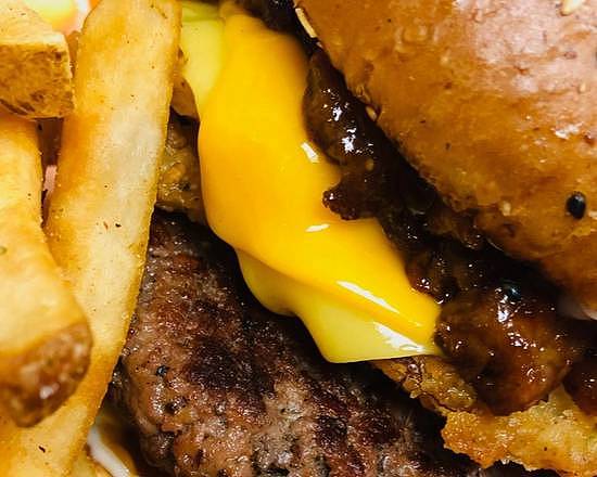 "Put a Ring On It" BBQ Burger and Down-the-Hole Dusted Fries