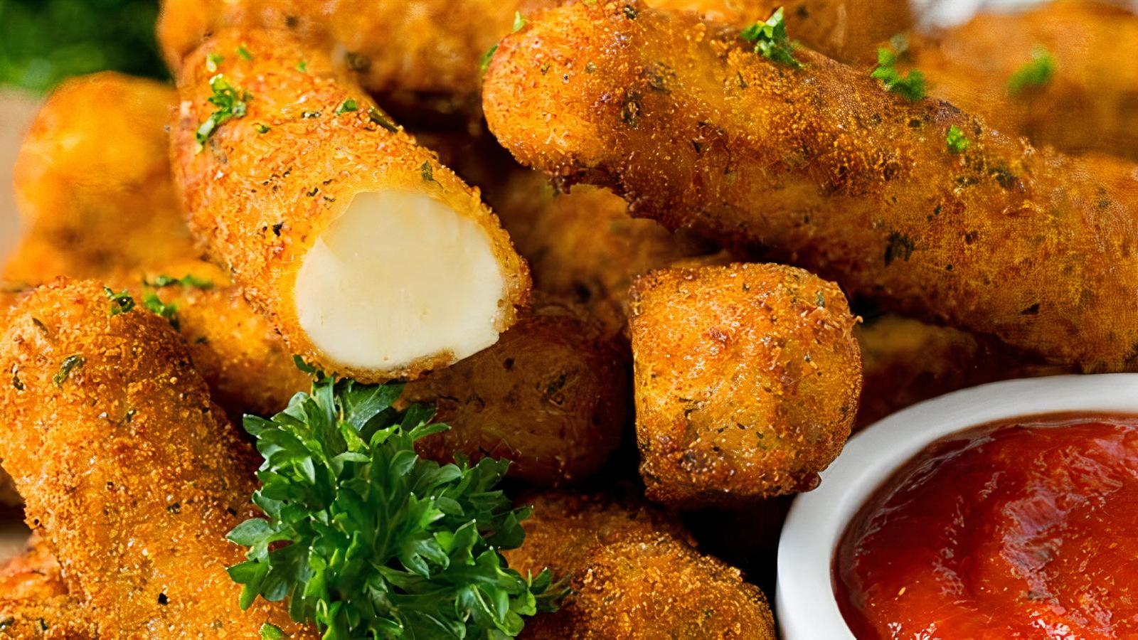 Fried Mozz Sticks