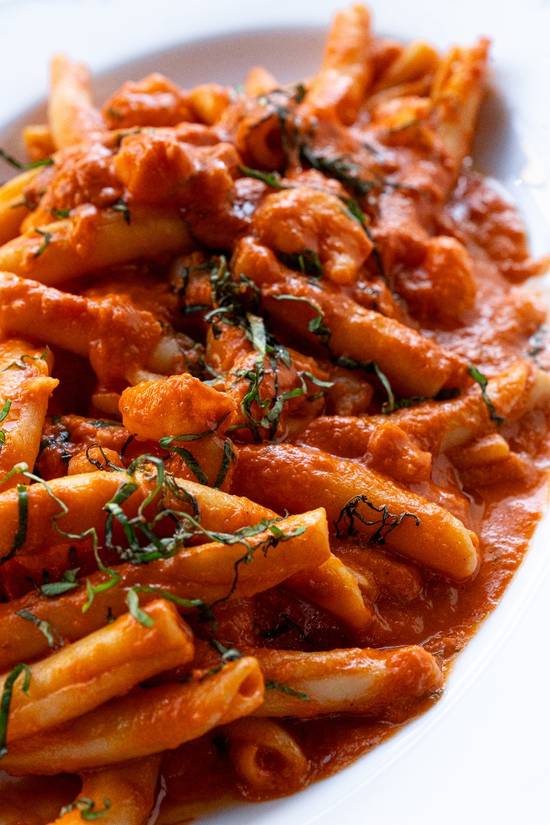 Strozzapreti Shrimp Alla Vodka