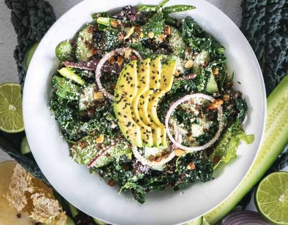 Kale Quinoa Crunch Salad