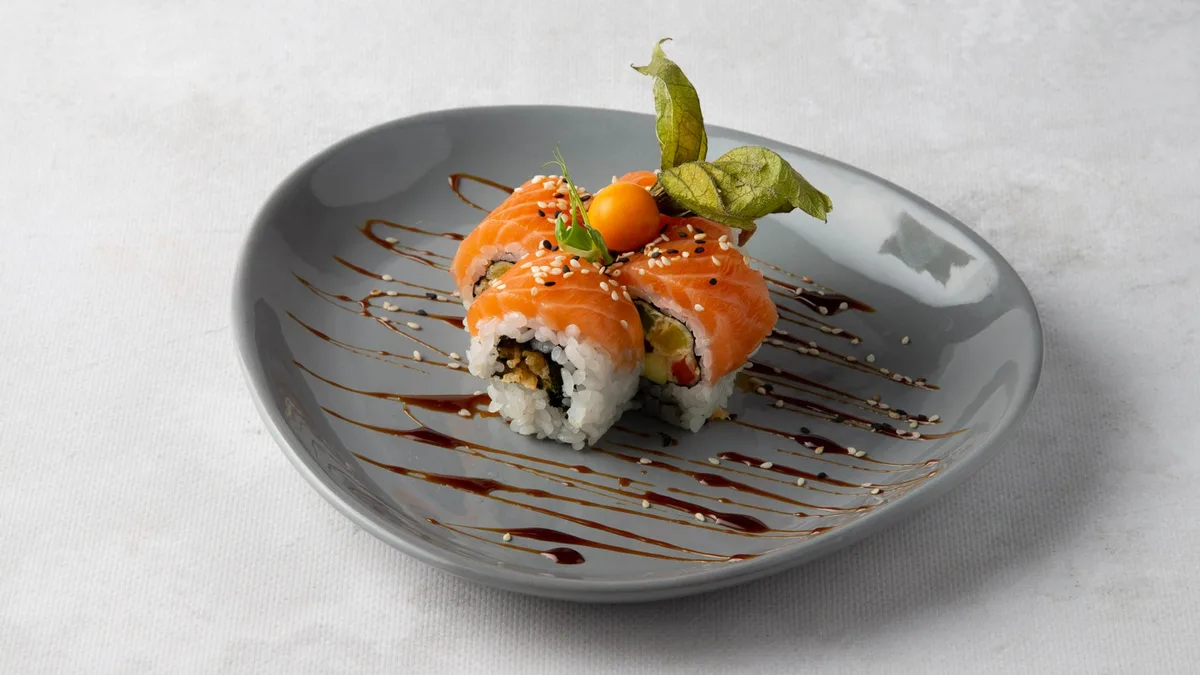 Crazy philadelphia maki z łososiem