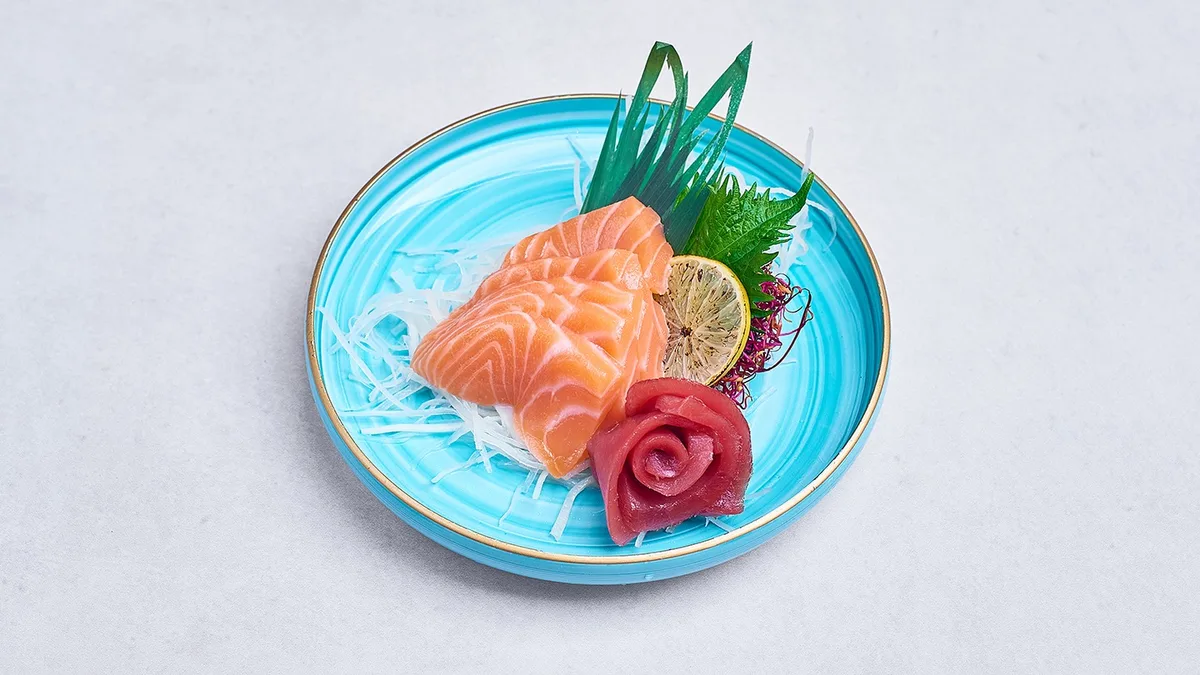 Sashimi z łososia i tuńczyka