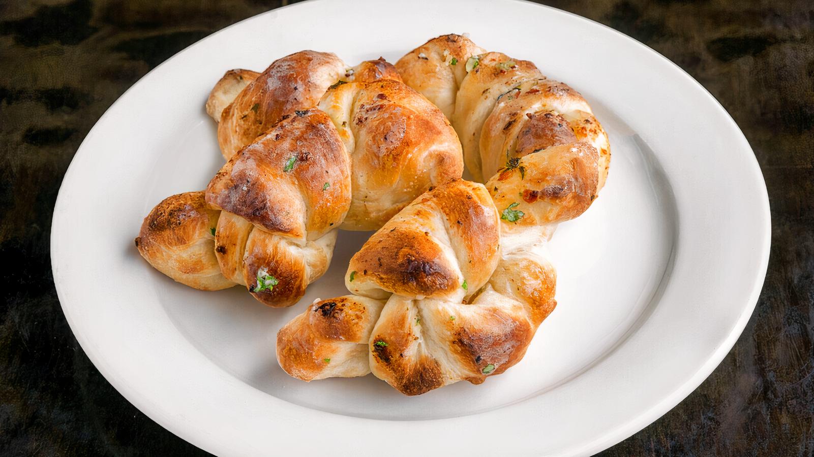 Wedge Garlic Knots