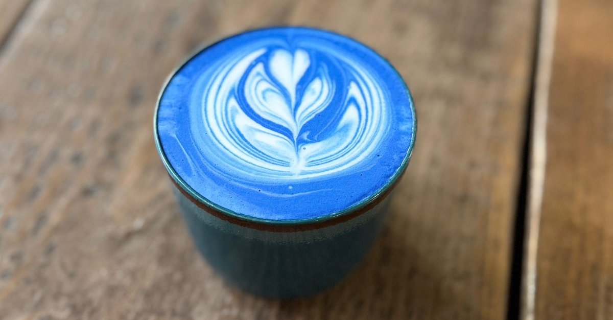 Blue Spirulina Latte