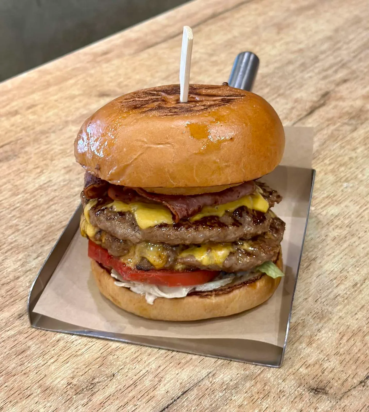 BBQ Deluxe Burger