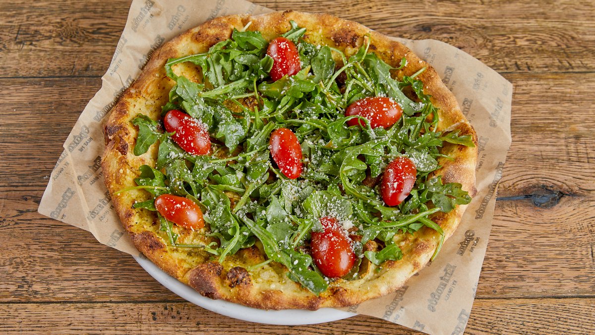 Garlic Bread with Arugula and Cherry Tomatoes