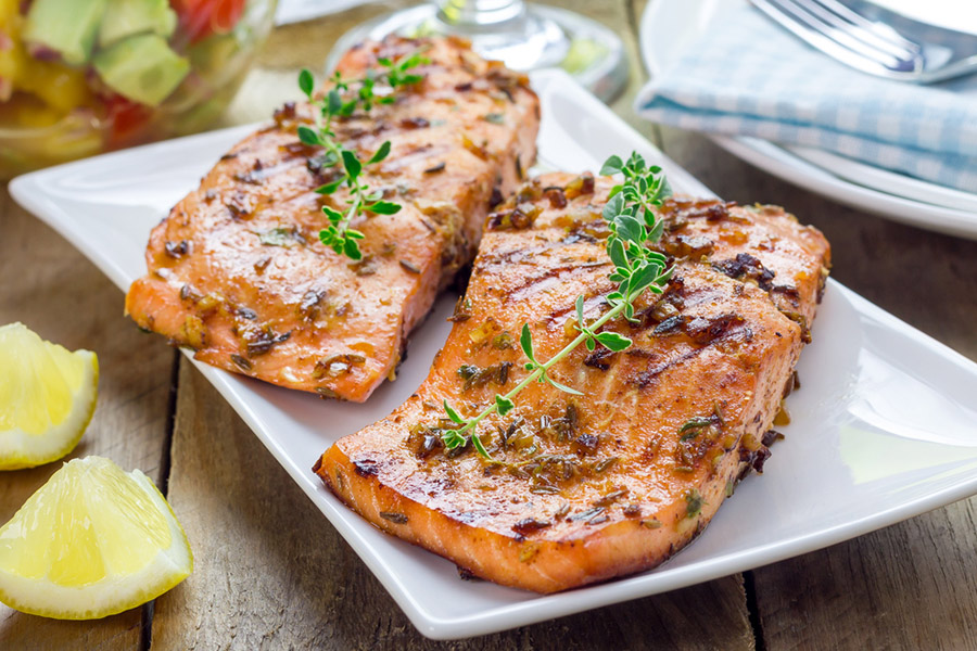 Salmón en a Las Finas Hierbas