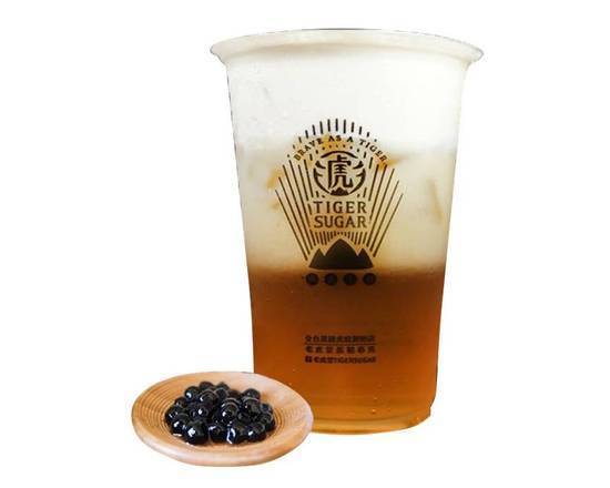 T1. Golden Oolong Tea with Cheese Mousse 芝士黄金米香乌龙茶