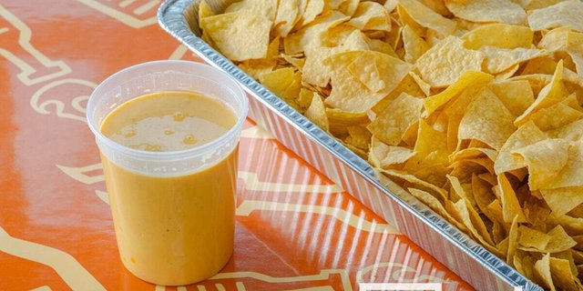 Signature Gold Queso