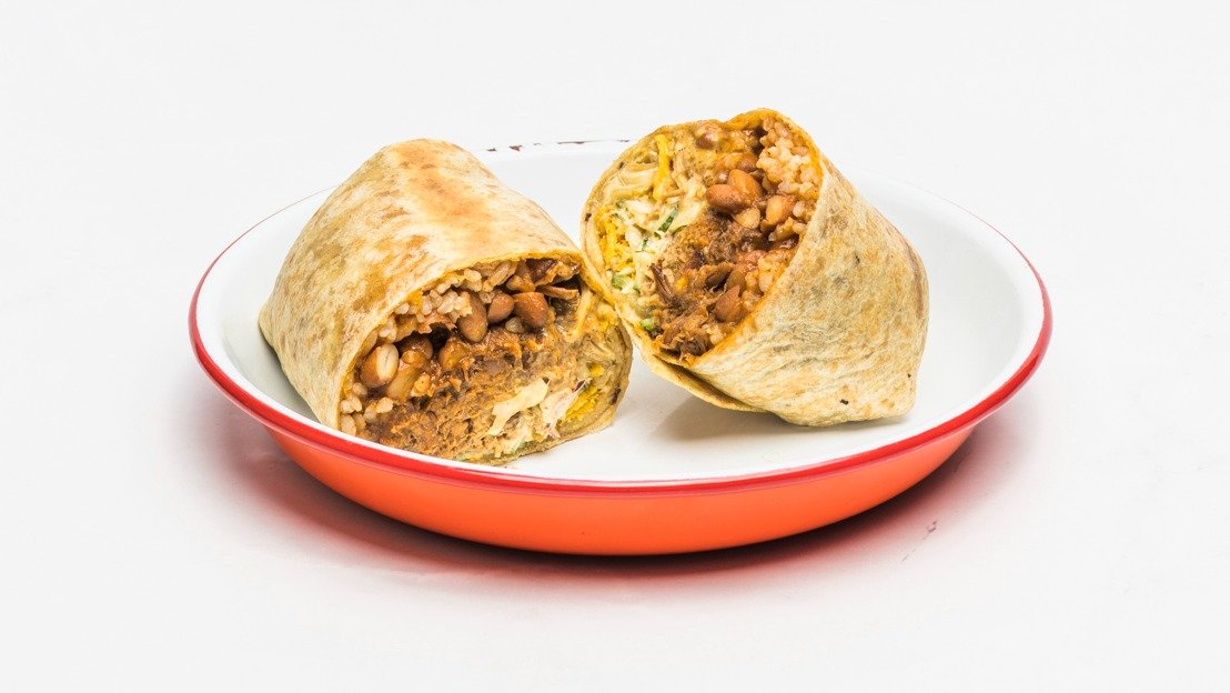 GRANDE BURRITO GROUND BEEF+jalapenos+nakládaná cibule+grilovaný sýr