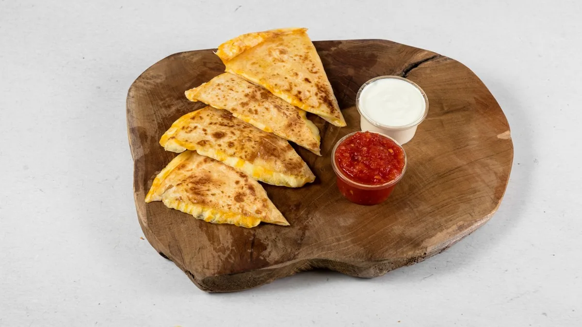 GRANDE Quesadilla 12"