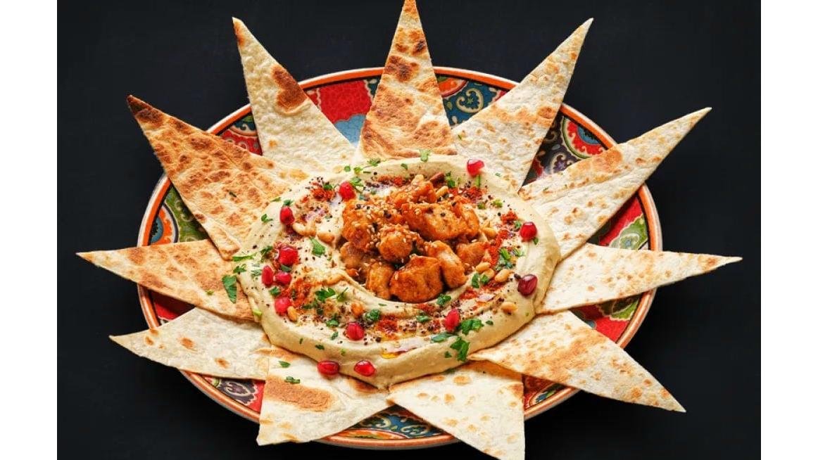 Hummus cu pui