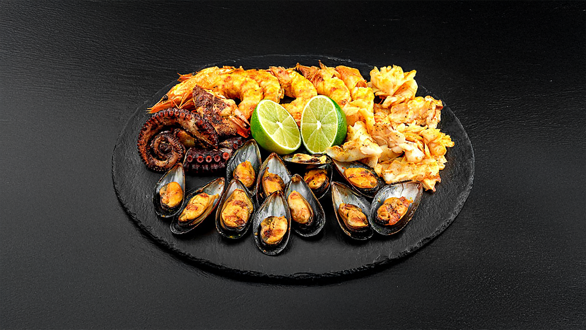Platou cu fructe de mare