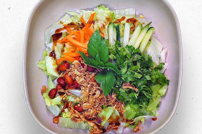 Saigon Salad