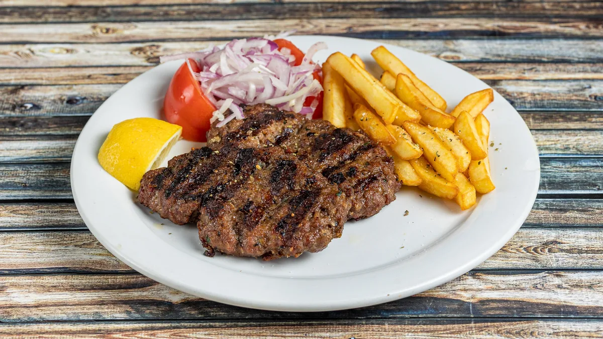 Μερίδα Χειροποίητο Μπιφτέκι (2 Τεμάχια, 400g Άψητο)