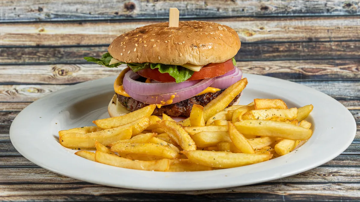 Burger με Μπιφτέκι
