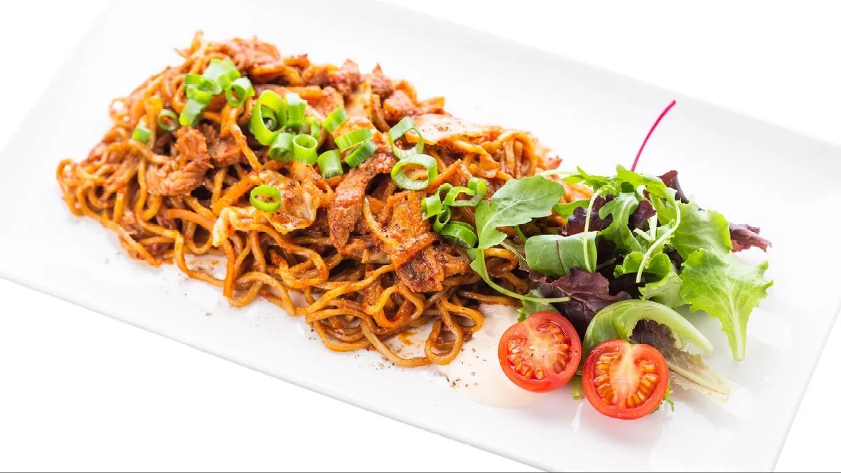 Väikese ninja yakisoba (L)