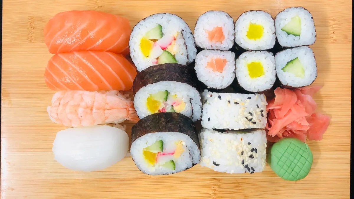 Maki-Nigiri mix 1.