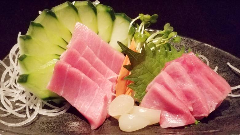 Chutoro Sashimi (6pc)