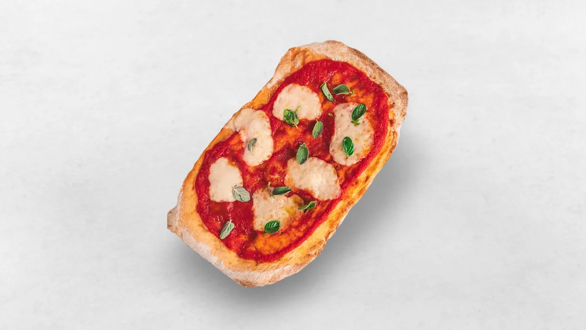 Nozarella Tomato Pinsa