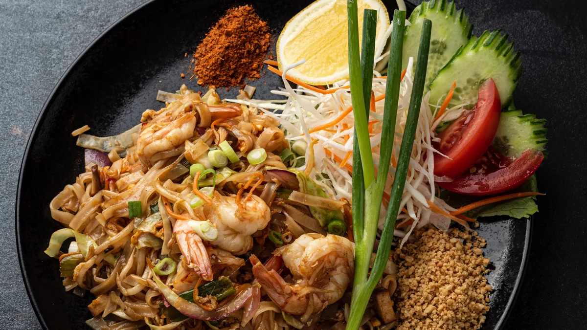 🥢Phad Thai - Tradicionális sült tészta