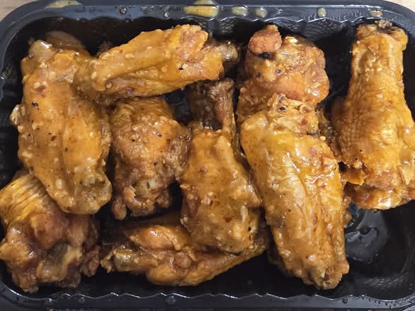 10 Buffalo Style Wings