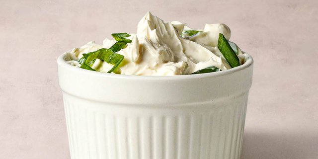 Chive and Onion Cream Cheese Schmear