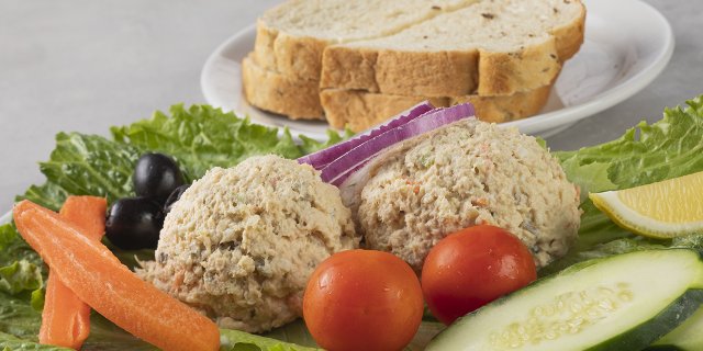 Tuna Salad Platter