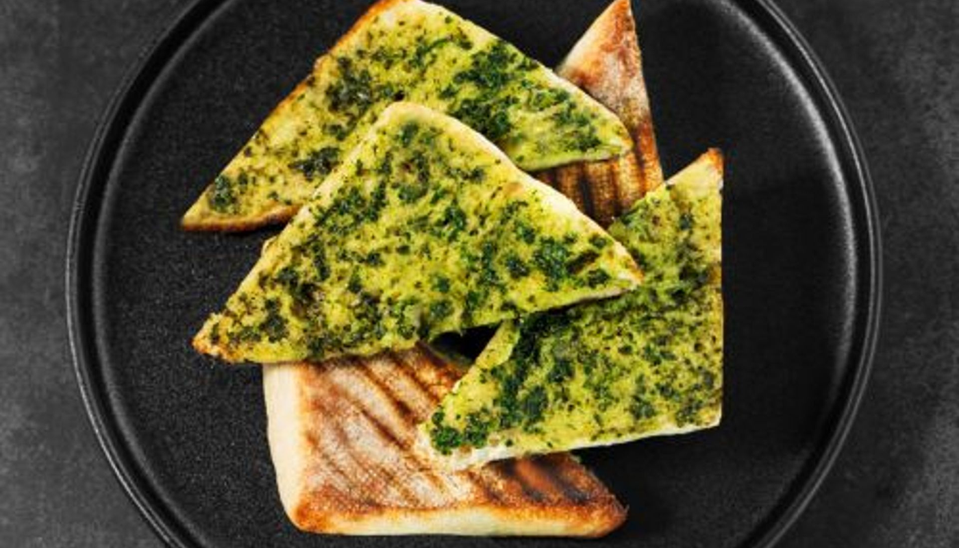 Pain Grillé au Pesto