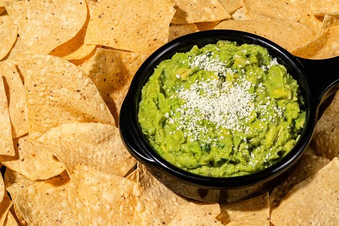 Guacamole and Chips (V)