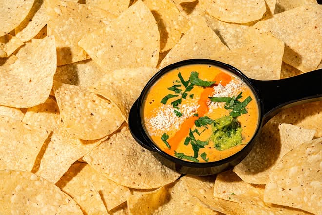 Queso and Chips (V) - 1/2
