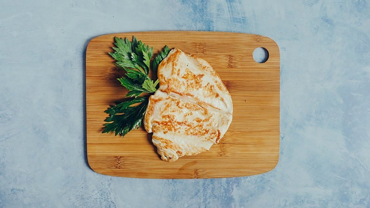 150 g pilećeg mesa